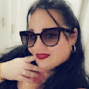 Meet your Posher, Yamile